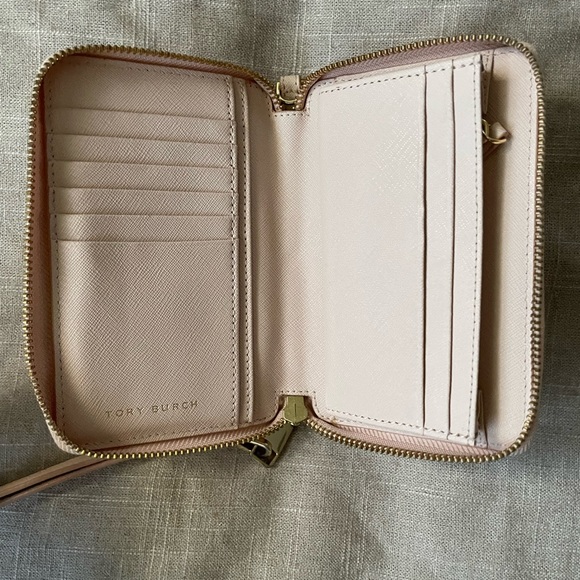 Tory Burch Multitask Zip Around Wristlet - Picture 4 of 5